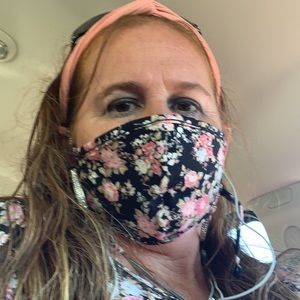 Meet your Posher, Rebecca